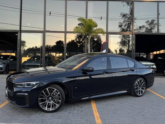 BMW 745Le 3.0 TWINPOWER HÍBRIDO M SPORT AUTOMÁTICO
